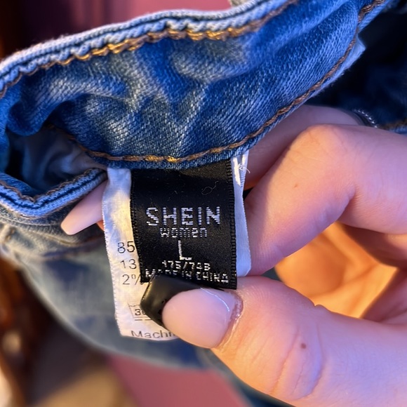 light blue high waisted shorts - Picture 4 of 4